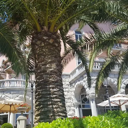 Josephine's Garden Apartman Opatija