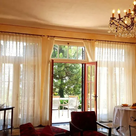 Апартаменты Josephine's Garden Опатия