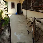 Josephine's Garden Appartement *